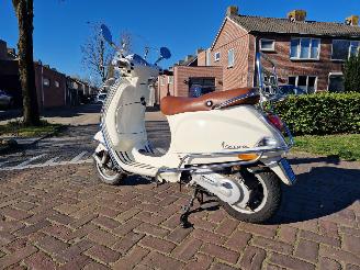 Vespa  VESPA C38 LX 2TAKT 1E EIGENAAR picture 10