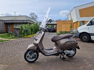Vespa  PRIMAVERA 4T 2V picture 7