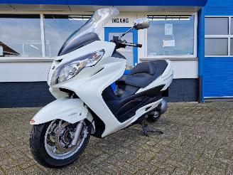 Suzuki  AN 400 BURGMAN picture 17