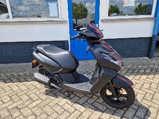 Peugeot  KISBEE picture 5