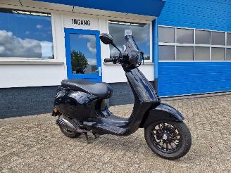 Vespa  SPRINT picture 2