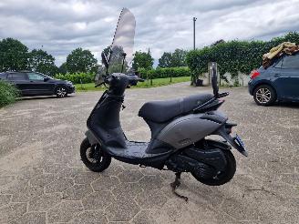 Piaggio  ZIP picture 8