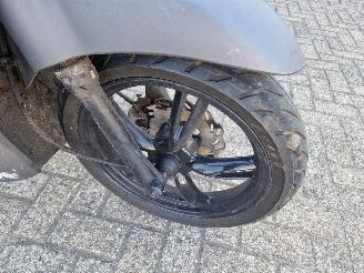 Peugeot  TWEET RS , DOUBLE DISC BRAKE picture 7