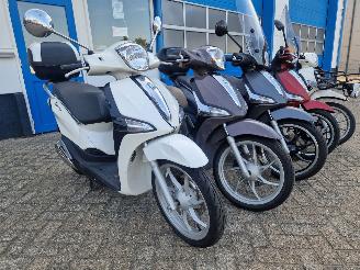 Piaggio  5X PIAGGIO LIBERTY I-GET picture 2