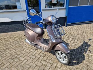 dommages scooters Vespa  PRIMAVERA TOURING 2017/2
