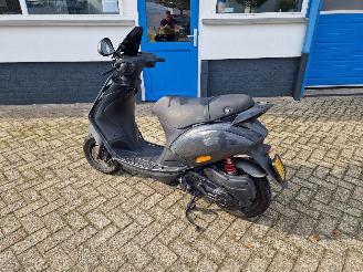 Piaggio  ZIP BROM 45KM picture 9
