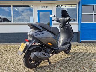 Piaggio  ZIP BROM 45KM picture 7