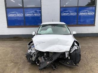 Salvage car Ford Fiesta  2017/11