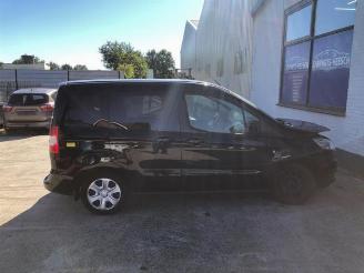 Ford Tourneo Courier  picture 7