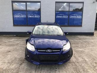 Démontage voiture Ford Focus Focus 3 Wagon, Combi, 2010 / 2020 1.0 Ti-VCT EcoBoost 12V 125 2014/4