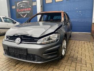 Démontage voiture Volkswagen Golf Golf VII Variant (AUVV), Combi, 2013 / 2021 2.0 TDI 16V 2019/9