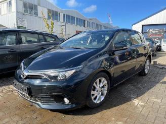 Voiture accidenté Toyota Auris Auris (E18), Hatchback 5-drs, 2012 / 2019 1.2 T 16V 2018