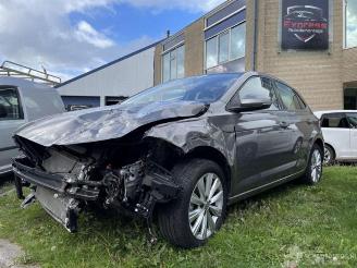Damaged car Volkswagen Polo Polo VI (AW1), Hatchback 5-drs, 2017 1.0 TSI 12V 2020