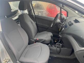 Chevrolet Spark Spark (M300), Hatchback, 2010 1.0 16V picture 8