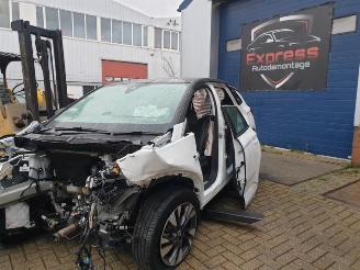 demontáž osobní automobily Vauxhall Grandland  2019