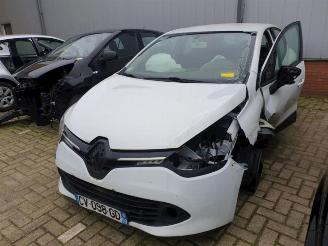 demontáž osobní automobily Renault Clio  2013