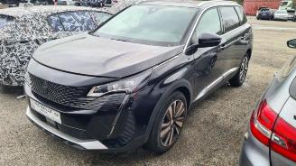 Salvage car Peugeot 5008 5008 II (M4/MC/MJ/MR), MPV, 2016 / 2024 2.0 BlueHDi 180 16V 2021/0