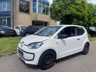 Salvage car Volkswagen Up! Up! (121), Hatchback, 2011 1.0 12V 60 2013/10