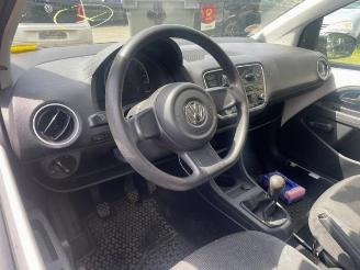 Volkswagen Up! Up! (121), Hatchback, 2011 1.0 12V 60 picture 10