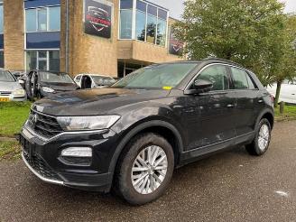Salvage car Volkswagen T-Roc T-Roc I, SUV, 2017 1.0 TSI 12V 2021