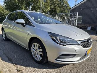 Opel Astra 1.6 CDTI 81KW picture 7