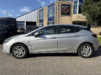 Opel Astra 1.6 CDTI 81KW picture 2