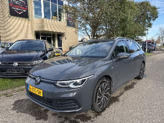 Auto incidentate Volkswagen Golf 1.0 eTSI Life Business AUTOMAAT 2021/1