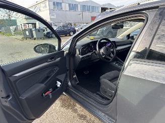 Volkswagen Golf 1.0 eTSI Life Business AUTOMAAT picture 7