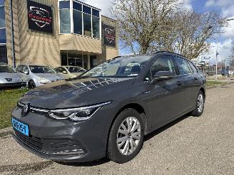 Voiture accidenté Volkswagen Golf 1.5 eTSI R-Line Business 2022/1