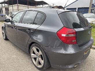 BMW 1-serie 118i picture 3