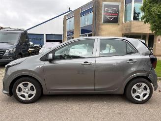 Kia Picanto Picanto (JA), Hatchback, 2017 1.0 DPI 12V picture 2