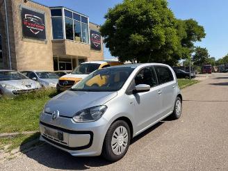Volkswagen Up! Up! (121), Hatchback, 2011 1.0 12V 60 picture 2