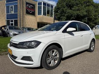 Démontage voiture Volkswagen Polo Polo VI (AW1), Hatchback 5-drs, 2017 1.0 12V BlueMotion Technology 2018/11