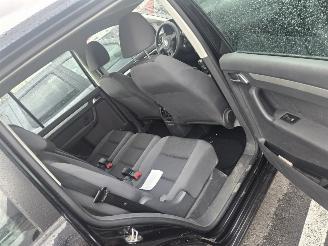 Volkswagen Touran  picture 8