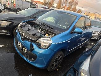uszkodzony samochody osobowe Renault Twingo  2017/10
