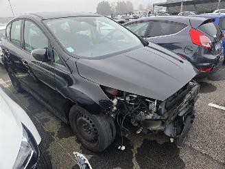 Ford C-Max  picture 11