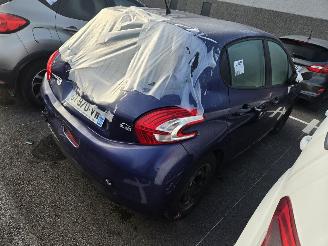 Unfallwagen Peugeot 208  2015/2