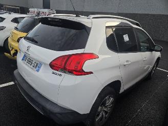 Peugeot 2008  picture 7