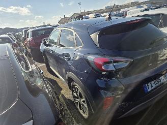 Vaurioauto  passenger cars Ford Puma 1.0 SCTI 2021/2