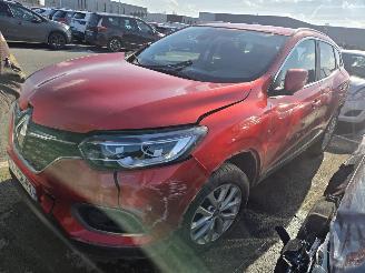 Vaurioauto  passenger cars Renault Kadjar DCI 115 2020/7