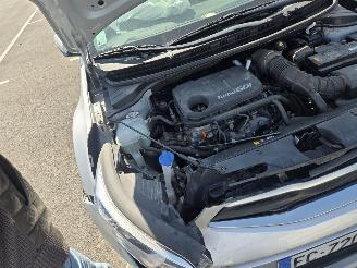 Kia Stonic 1.0 TGDI picture 9