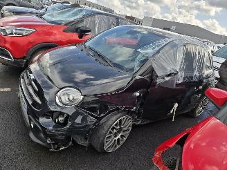 Schadeauto Fiat 500 ABARTH 140HP 2021/3