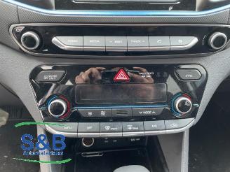 Hyundai Ioniq Ioniq, Liftback, 2016 / 2022 1.6 GDI 16V Hybrid picture 22