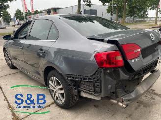 Volkswagen Jetta Jetta IV (162/16A), Sedan, 2010 / 2017 1.6 TDI 16V picture 4