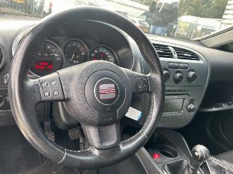 Seat Leon 1.6 Hatchback 4Dr Benzine 1.595cc 75kW (102pk) FWD picture 22