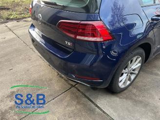 Volkswagen Golf  picture 28