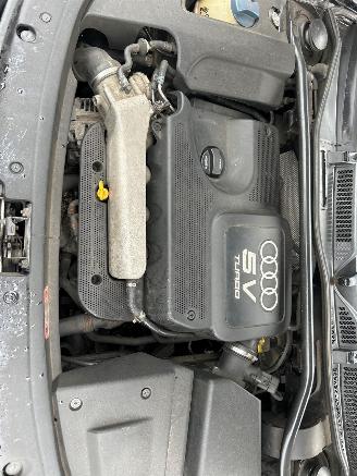 Audi TT 1.8 20V Turbo Coupe 2Dr Benzine 1.781cc 132kW (179pk) FWD picture 15