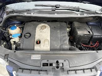 Volkswagen Touran 1.6 FSI 16V MPV  Benzine 1.598cc 85kW (116pk) FWD picture 13