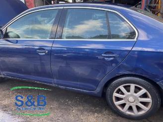 Volkswagen Jetta Jetta III (1K2), Sedan, 2005 / 2010 1.6 FSI 16V picture 35