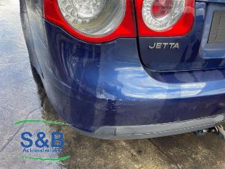 Volkswagen Jetta Jetta III (1K2), Sedan, 2005 / 2010 1.6 FSI 16V picture 17